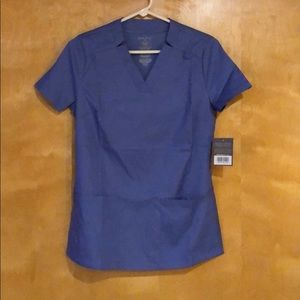 Januar women’s XXS scrub top